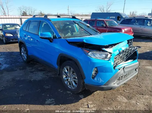 2T3C1RFV5MW137146 2021 TOYOTA RAV 4 - Image 1