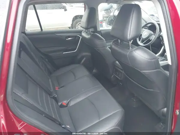2T3C1RFV5MW175069 2021 TOYOTA RAV 4 - Image 8