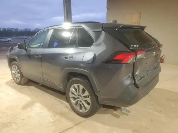 2T3C1RFV5PC245532 2023 TOYOTA RAV 4 - Image 2