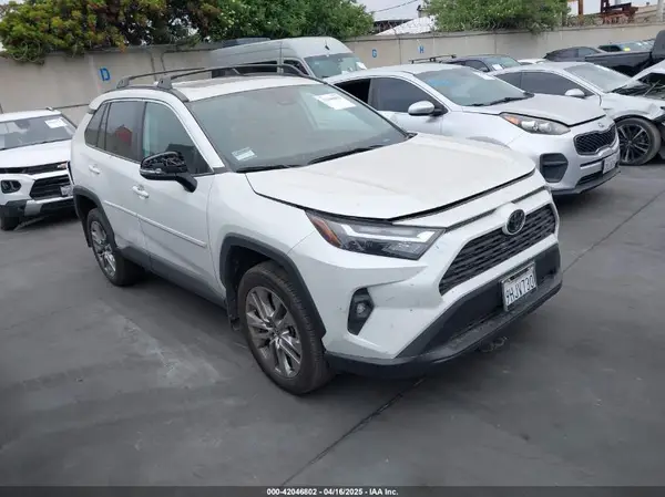 2T3C1RFV5PW281350 2023 TOYOTA RAV 4 - Image 1