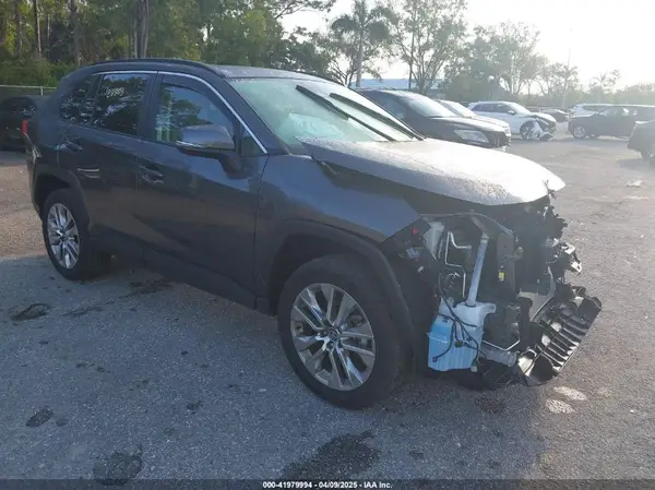 2T3C1RFV5RC252063 2024 TOYOTA RAV 4 - Image 1