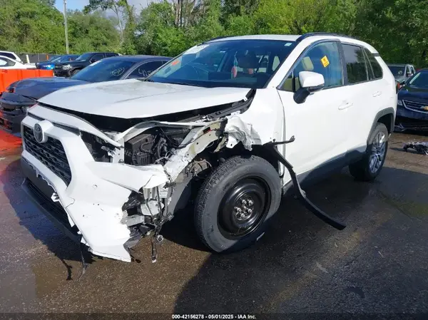 2T3C1RFV5RW335409 2024 TOYOTA RAV 4 - Image 2