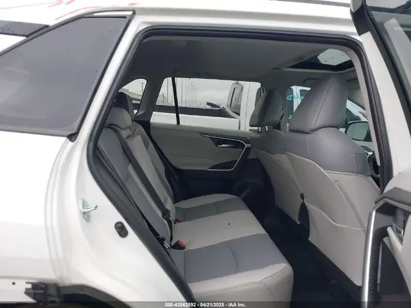 2T3C1RFV5SW369078 2025 TOYOTA RAV 4 - Image 8