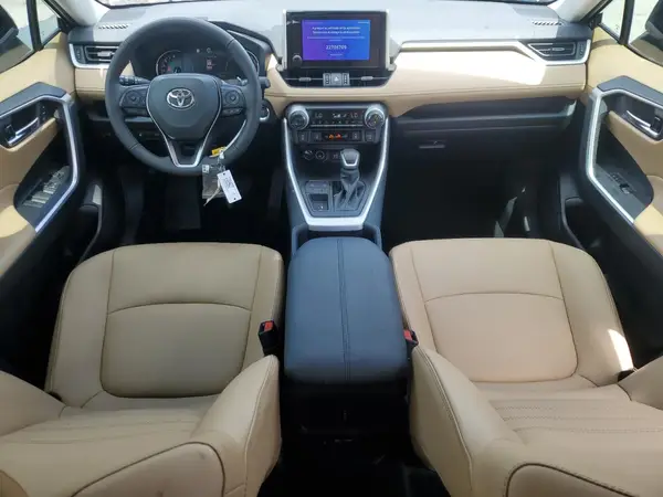 2T3C1RFV5SW372661 2025 TOYOTA RAV 4 - Image 8