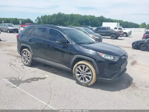 2T3C1RFV6KC005012 2019 TOYOTA RAV 4 - Image 1