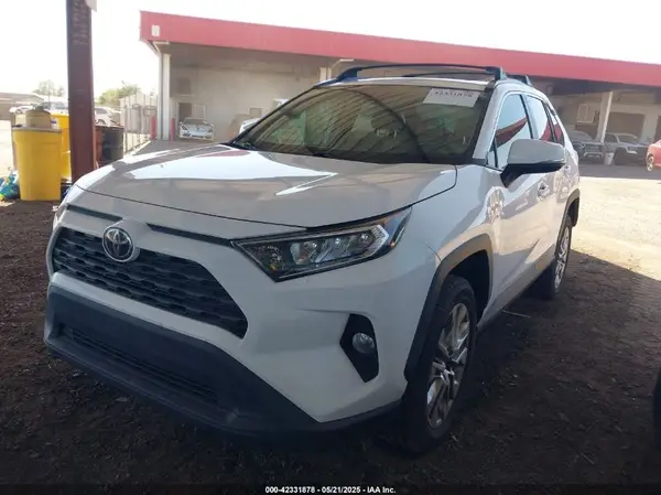 2T3C1RFV6LW076534 2020 TOYOTA RAV 4 - Image 2