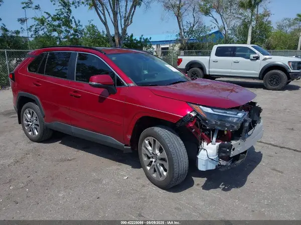 2T3C1RFV6PW261589 2023 TOYOTA RAV 4 - Image 1