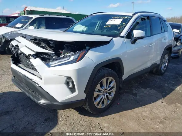 2T3C1RFV6RW323480 2024 TOYOTA RAV 4 - Image 2