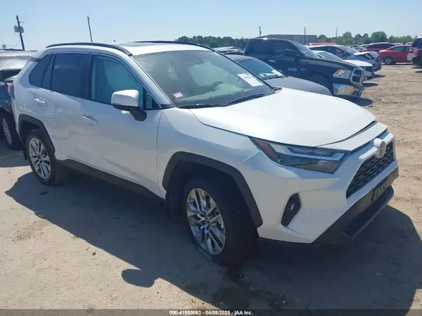2T3C1RFV6RW362103 2024 TOYOTA RAV 4 - Image 1