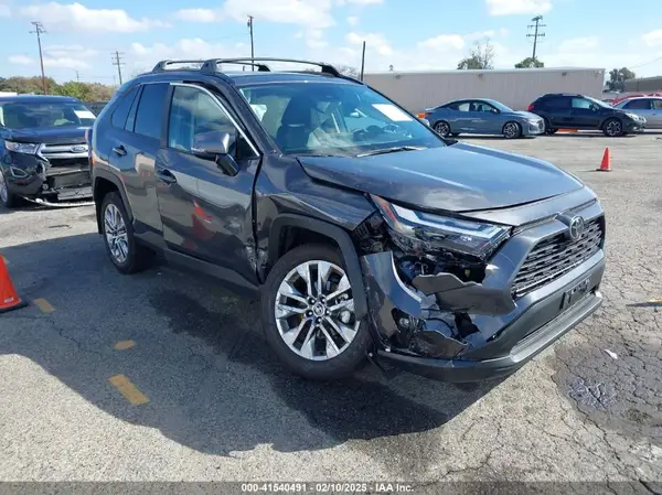 2T3C1RFV6RW364871 2024 TOYOTA RAV 4 - Image 1