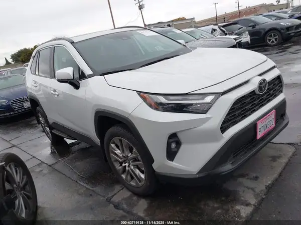 2T3C1RFV6SW401326 2025 TOYOTA RAV 4 - Image 1