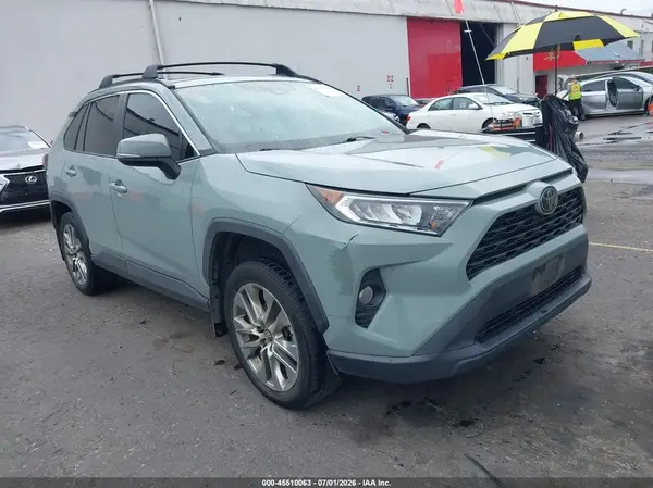 2T3C1RFV7KC030209 2019 TOYOTA RAV 4 - Image 1