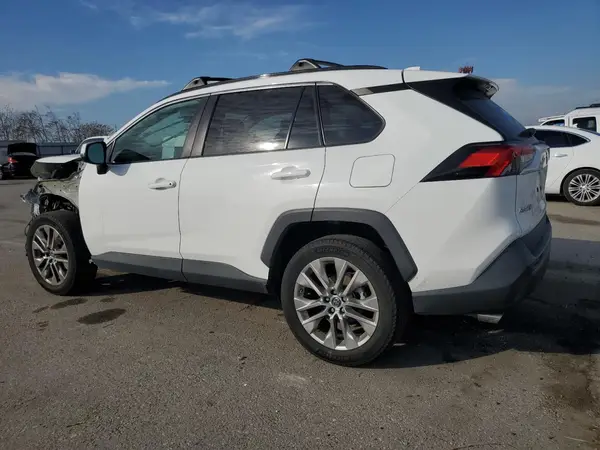 2T3C1RFV7KW055139 2019 TOYOTA RAV 4 - Image 2