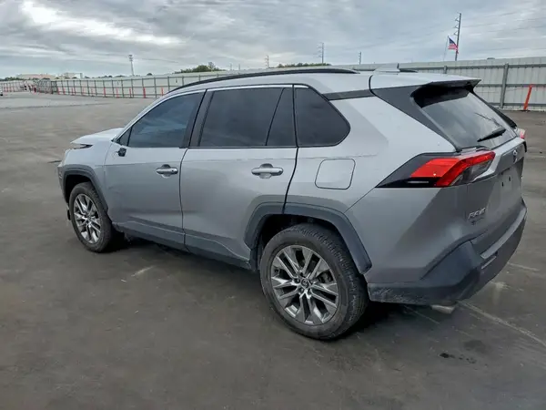 2020 TOYOTA RAV 4 COPART lot 97381875 auction photo 2