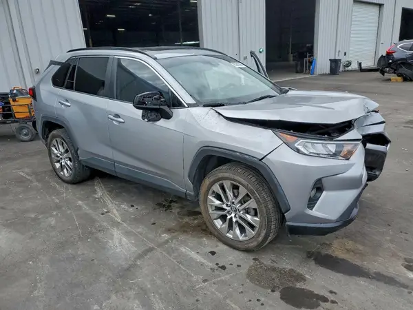 2020 TOYOTA RAV 4 COPART lot 97381875 auction photo 4