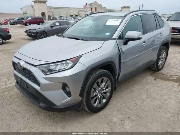 2T3C1RFV7LW090037 2020 TOYOTA RAV 4 - Image 2