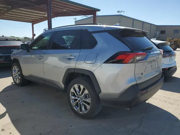 2T3C1RFV7MC096763 2021 TOYOTA RAV 4 - Image 2