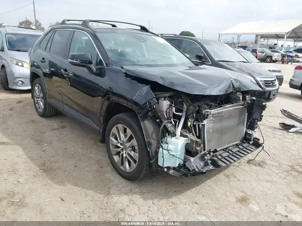 2T3C1RFV7NW226119 2022 TOYOTA RAV 4 - Image 1