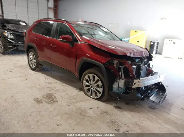 2T3C1RFV7RW351028 2024 TOYOTA RAV 4 - Image 1