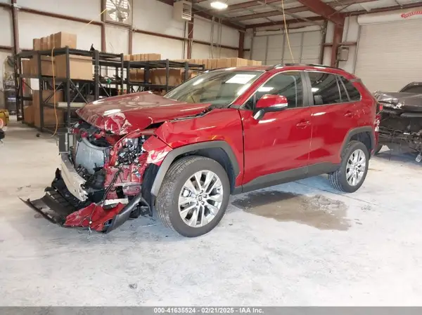 2T3C1RFV7RW351028 2024 TOYOTA RAV 4 - Image 2