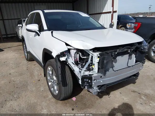 2T3C1RFV7SW430950 2025 TOYOTA RAV 4 - Image 1