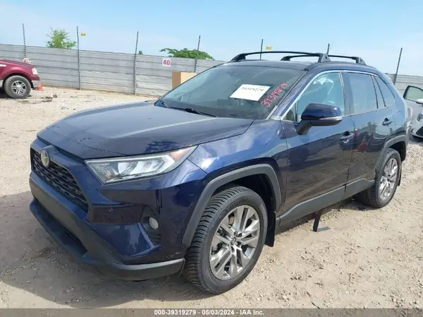 2T3C1RFV8KC001155 2019 TOYOTA RAV 4 - Image 2