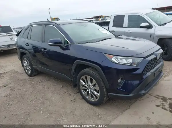 2T3C1RFV8KC027786 2019 TOYOTA RAV 4 - Image 1