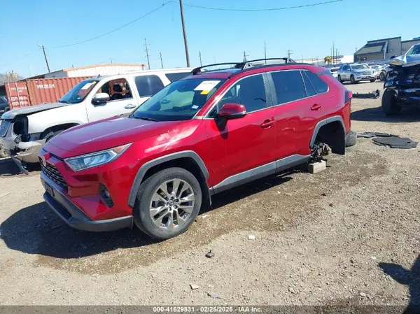2T3C1RFV8KW024367 2019 TOYOTA RAV 4 - Image 2