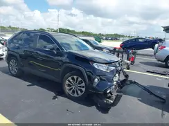 2T3C1RFV8KW031142 2019 TOYOTA RAV 4
