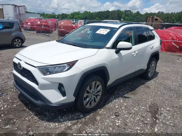2T3C1RFV8LW092024 2020 TOYOTA RAV 4 - Image 2