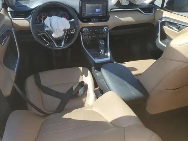 2T3C1RFV8MC108743 2021 TOYOTA RAV 4 - Image 8