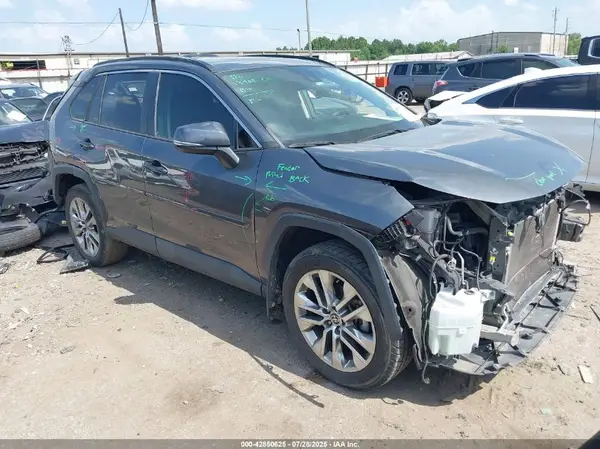 2T3C1RFV8MC148465 2021 TOYOTA RAV 4 - Image 1
