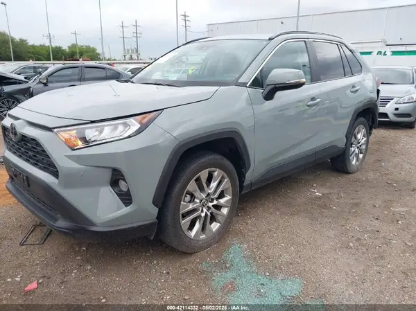2T3C1RFV8MW131096 2021 TOYOTA RAV 4 - Image 2