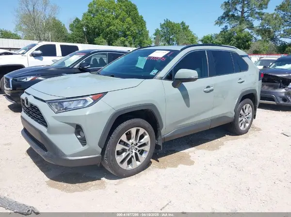 2T3C1RFV8MW152059 2021 TOYOTA RAV 4 - Image 2