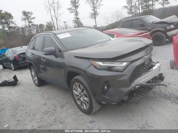 2T3C1RFV8PC227493 2023 TOYOTA RAV 4 - Image 1