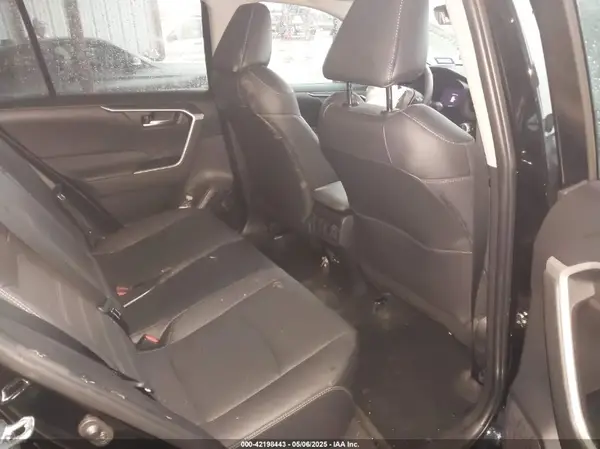 2T3C1RFV8RW305725 2024 TOYOTA RAV 4 - Image 8