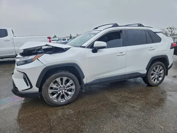 2T3C1RFV8RW329569 2024 TOYOTA RAV 4 - Image 1