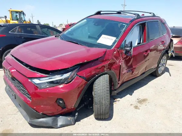 2T3C1RFV8RW355704 2024 TOYOTA RAV 4 - Image 2