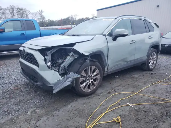 2T3C1RFV9KC029563 2019 TOYOTA RAV 4 - Image 1