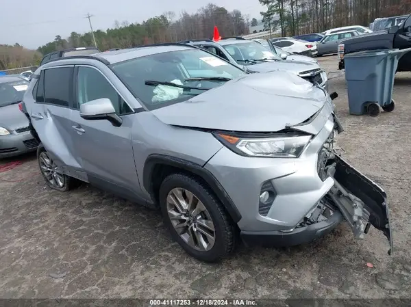 2T3C1RFV9KW021624 2019 TOYOTA RAV 4 - Image 1