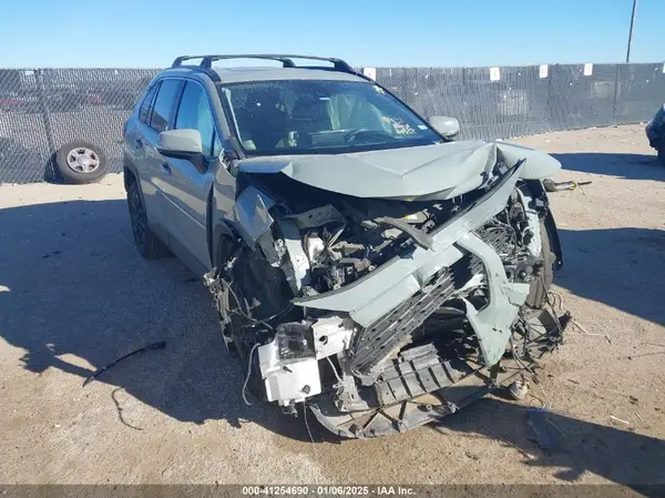2T3C1RFV9MW173390 2021 TOYOTA RAV 4 - Image 1