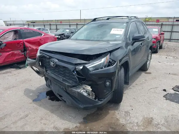 2T3C1RFV9PC250006 2023 TOYOTA RAV 4 - Image 2