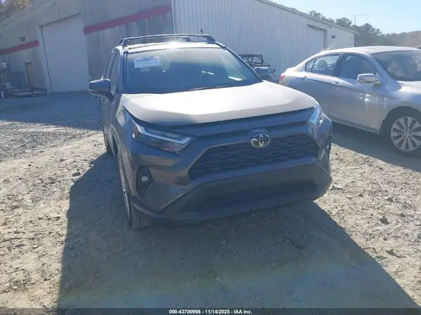 2T3C1RFV9RC300924 2024 TOYOTA RAV 4 - Image 1