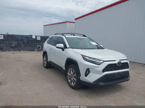 2T3C1RFV9RW310139 2024 TOYOTA RAV 4 - Image 1
