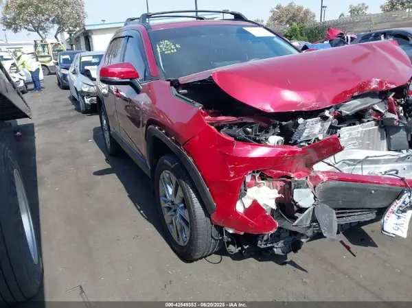 2T3C1RFV9RW310688 2024 TOYOTA RAV 4 - Image 1