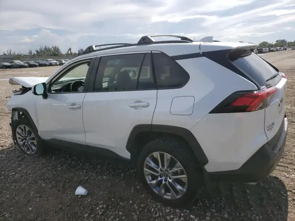2T3C1RFV9RW341875 2024 TOYOTA RAV 4 - Image 2