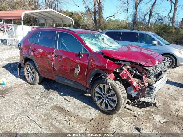 2T3C1RFVXKW017937 2019 TOYOTA RAV 4 - Image 1