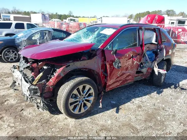 2T3C1RFVXKW017937 2019 TOYOTA RAV 4 - Image 2