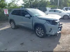 2T3C1RFVXMC087135 2021 TOYOTA RAV 4