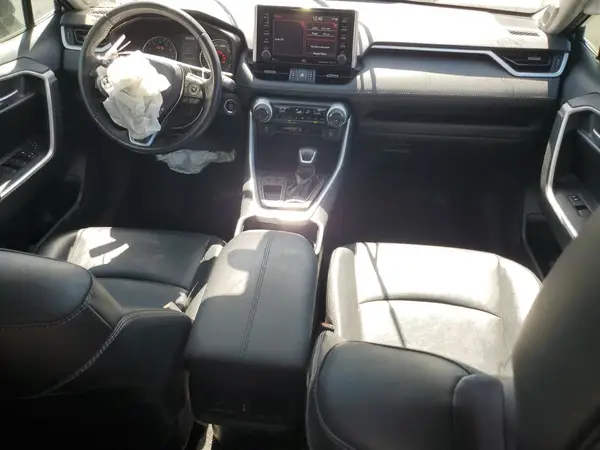 2T3C1RFVXMC108503 2021 TOYOTA RAV 4 - Image 8